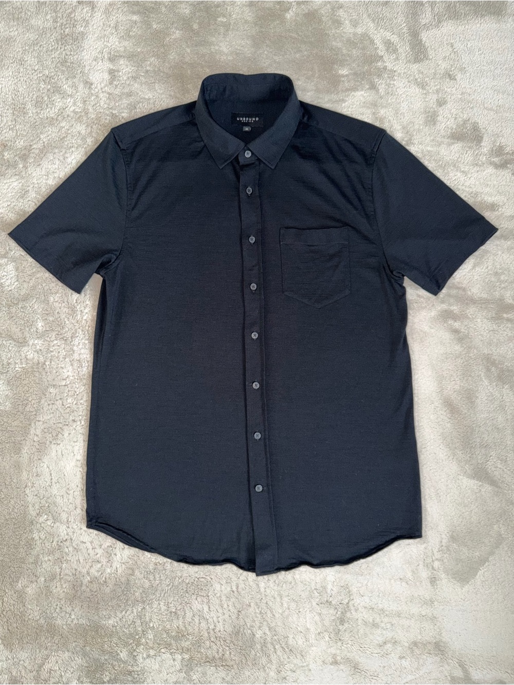 Unbound Merino Men's Medium Short Sleeve Merino Wool Button‑Up Shirt In Black